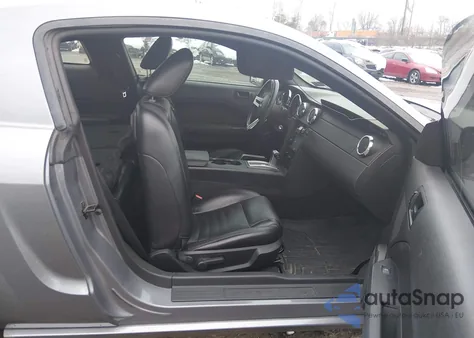 2006 Ford Mustang Gt z USA, uszkodzony, nr VIN 1ZVFT82HX65172130